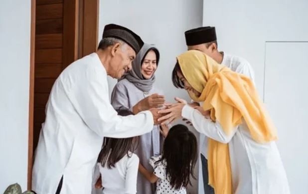 Mengenal Tradisi Teumuntuk Bagi Pengantin Baru
