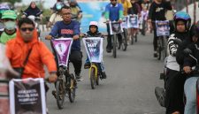 Gowes bersama jurnalis Aceh memperingati Hari Buruh Internasional. Foto: Ist